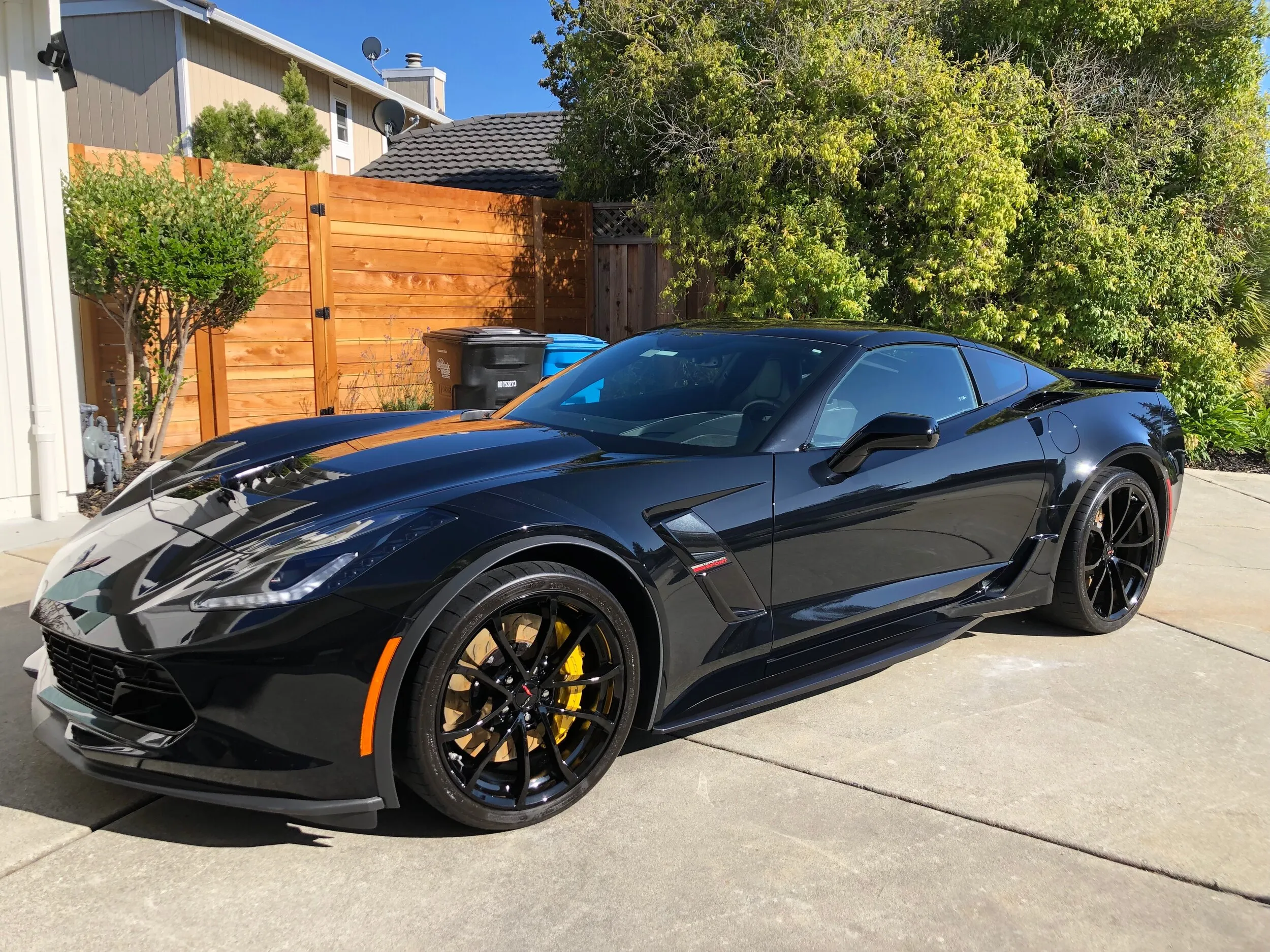 BlackCorvette-1